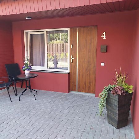 Lapiu Ola Apartamento Utena Exterior foto