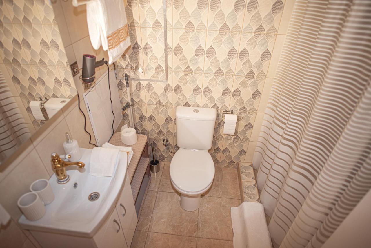 Lapiu Ola Apartamento Utena Exterior foto