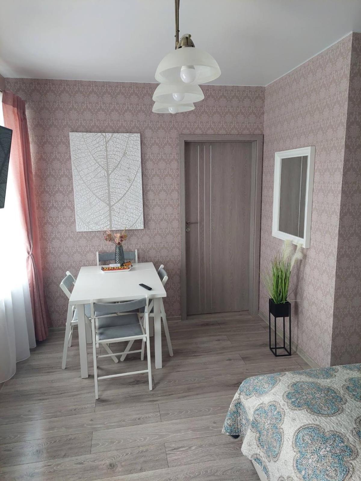 Lapiu Ola Apartamento Utena Exterior foto