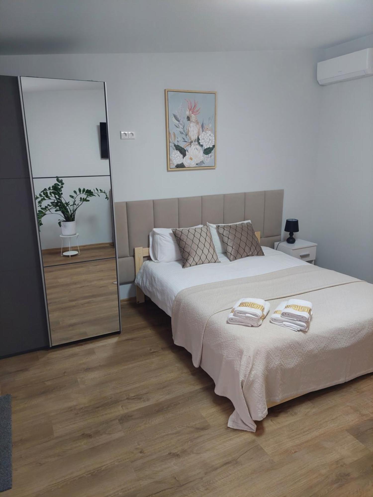 Lapiu Ola Apartamento Utena Exterior foto